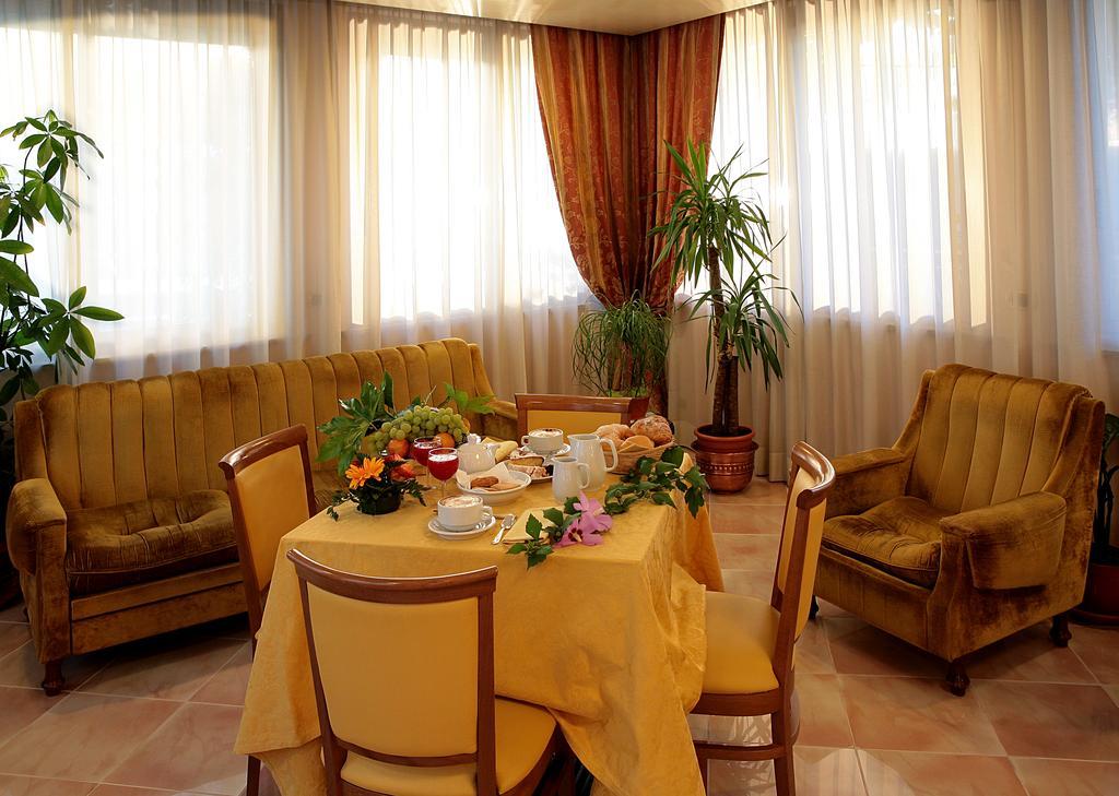 Hotel Villa Luca Кьянчано-Терме Экстерьер фото