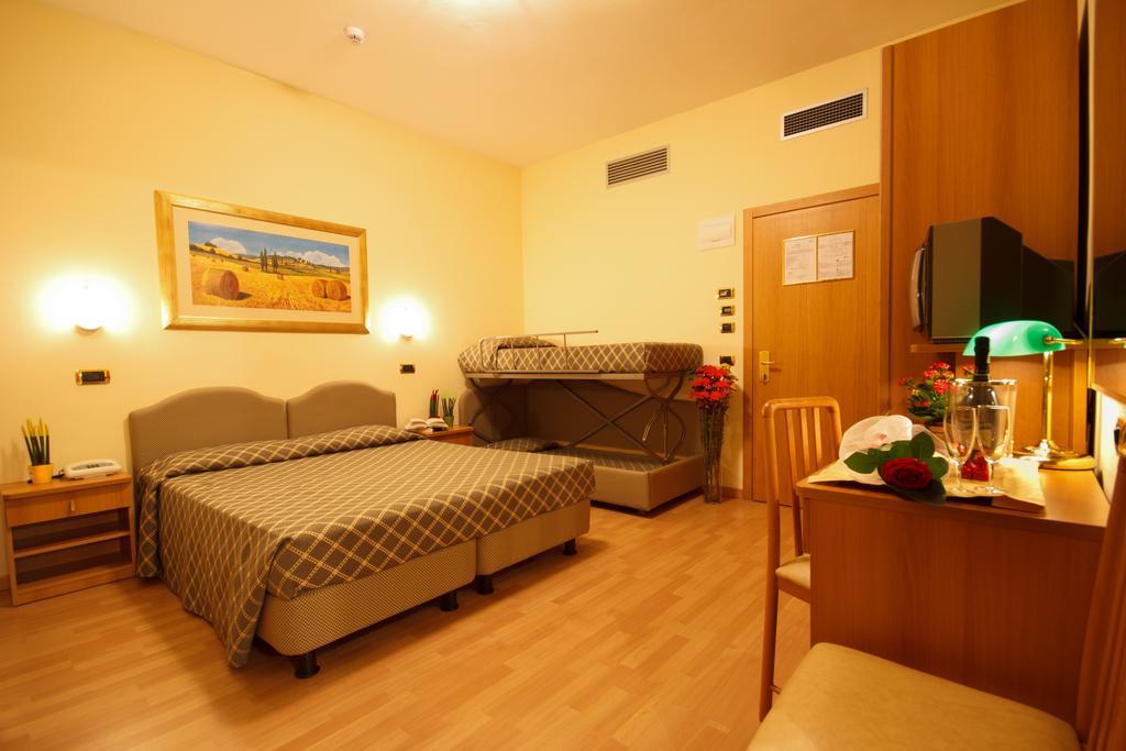 Hotel Villa Luca Кьянчано-Терме Экстерьер фото